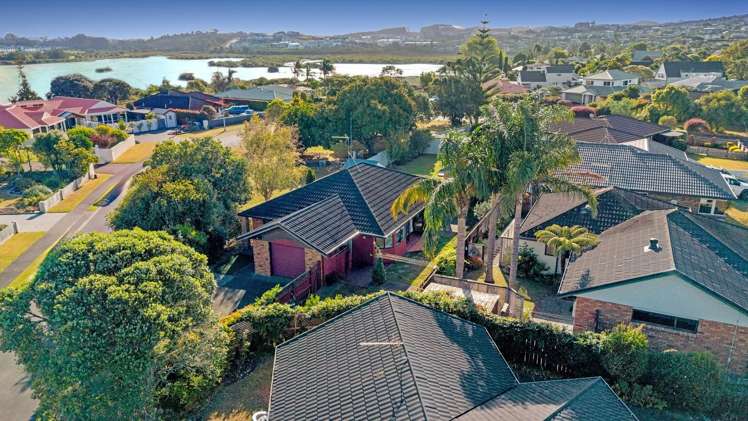 26 Settlers Grove Orewa_12