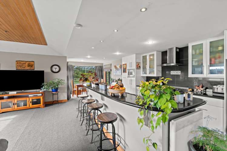 154 Myross Road_5
