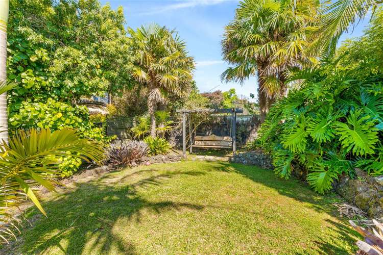 30 Churchill Road Murrays Bay_15
