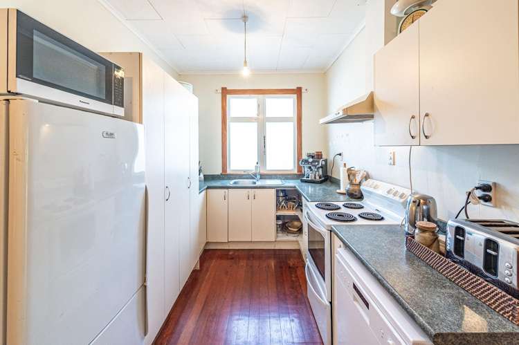 12 Plymouth Street Wanganui Central_10