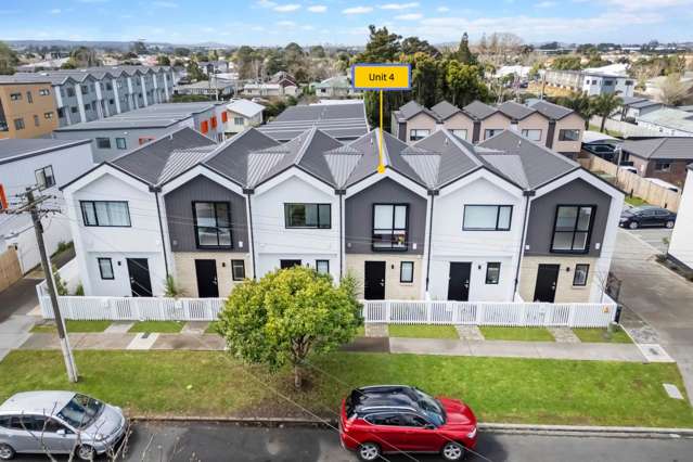 4/12 Arney Road Ranui_1