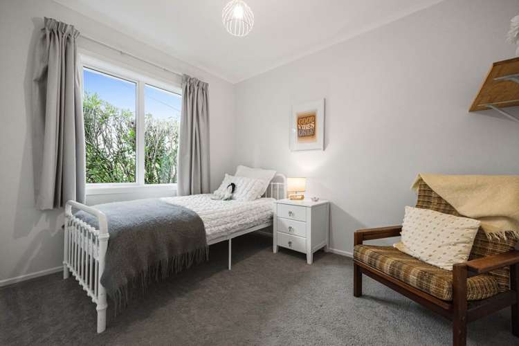 19 Marina Road Torbay_7