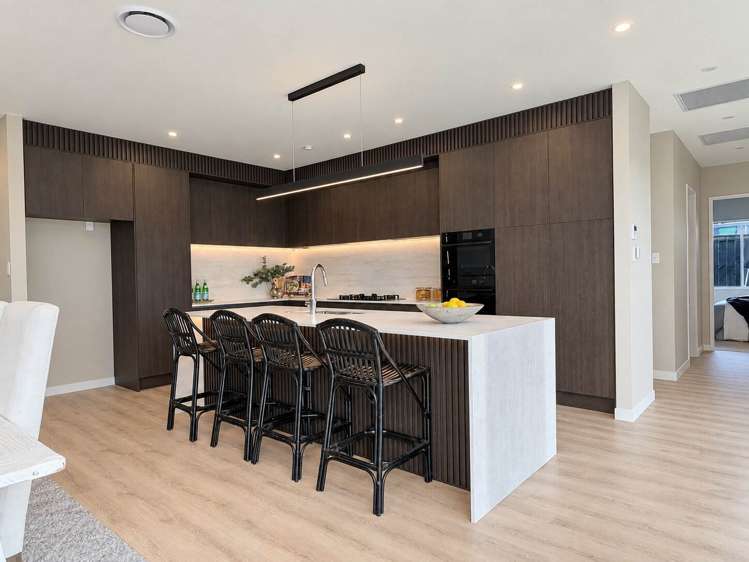 6 Lambert Road_5