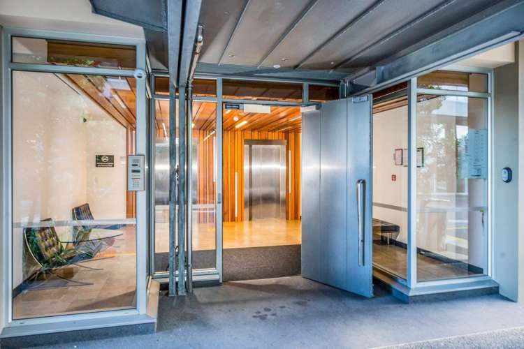 401/8 Nugent Street Grafton_5