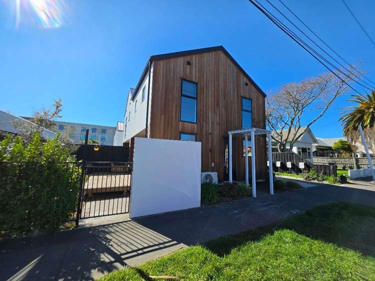 5/7 Dickens Street Addington_8