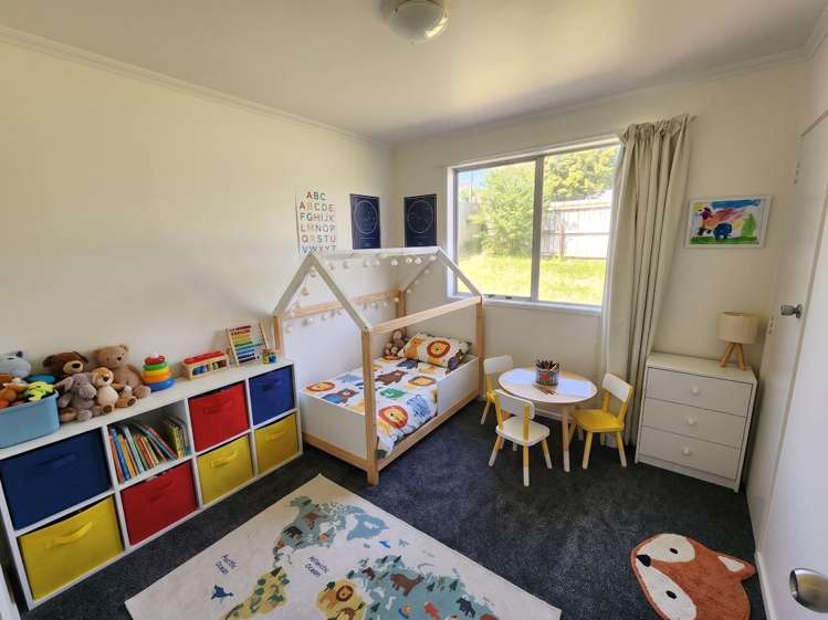 22 Parrs Cross Road 11401_8