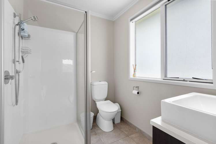 96 Farringdon Avenue Rototuna North_15