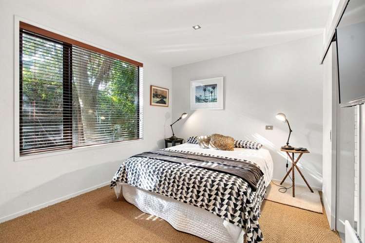 1/66 Powderham Street New Plymouth Central_18