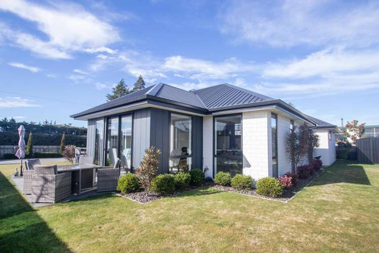 71 Racecourse Road Allenton_20