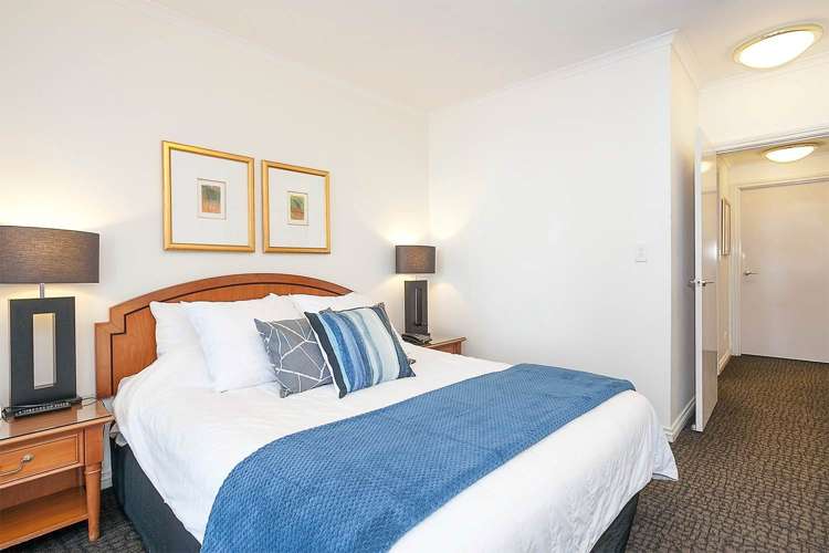 906/8 Albert Street City Centre_8