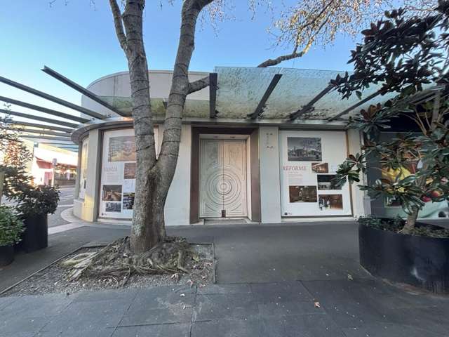 Retail Spaces Steps from Newmarket Station
