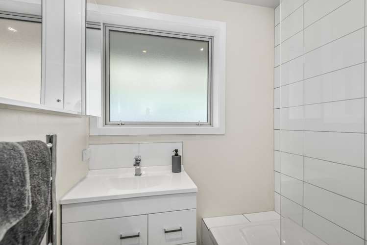 8 Geddis Street Rangiora_13