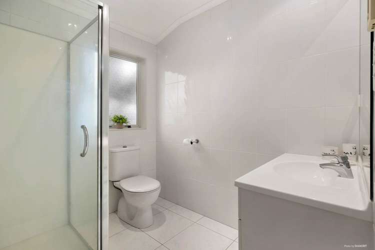 36 Campbell Road Onehunga_11