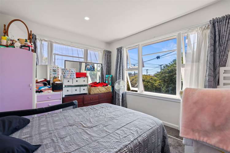 24 Wimborne Crescent Aranui_5