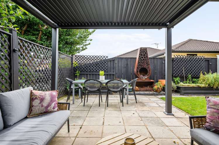 8 Parkside Drive Huntington_18