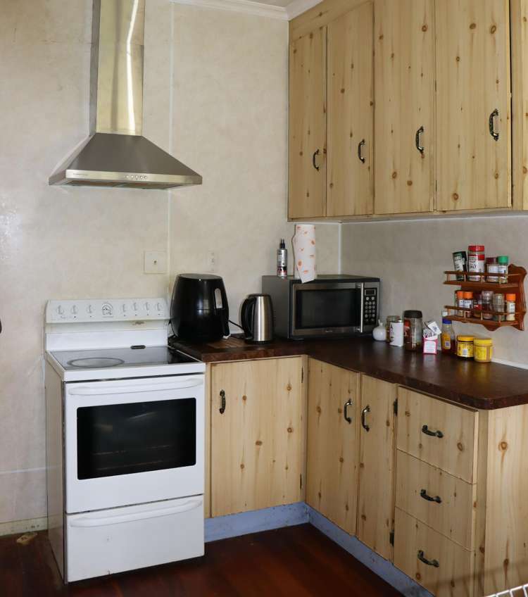 292 Gordon Road Toko_27