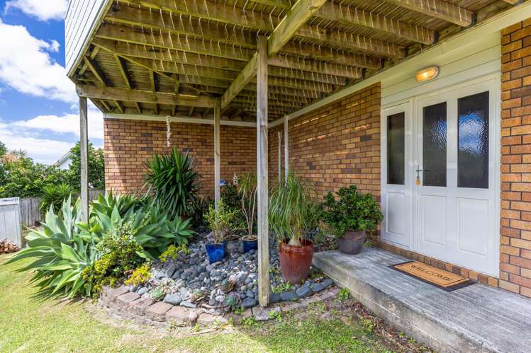 18 Awatere Place Snells Beach_14