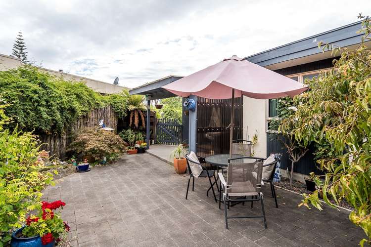 43 Hammond Road Taradale_14