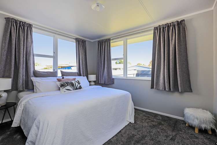 9 Burton Place Flaxmere_14