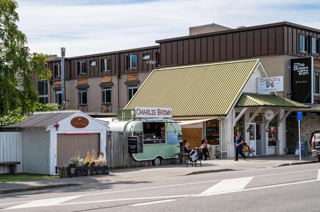 28 Dungarvon Street Wanaka_4