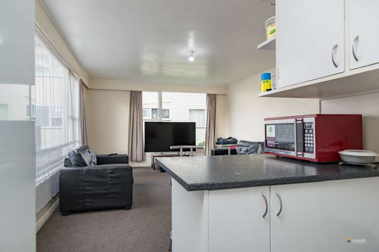 1/253 Waterloo Road Central Hutt_4