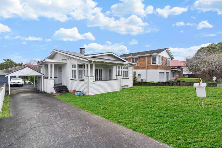 24 Woodward Road Mt Albert_17