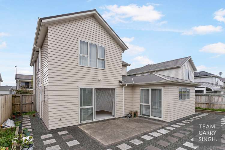 8 Flight Place Takanini_12