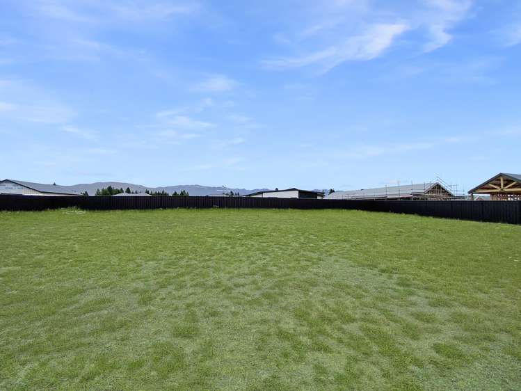 4 Glenfield Avenue Twizel_1