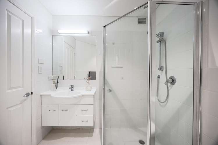 2C/8 Rugby Road Birkenhead_15
