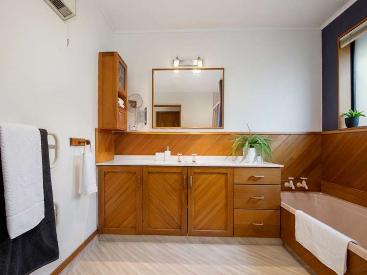 7 Elisha Drive Witherlea_14