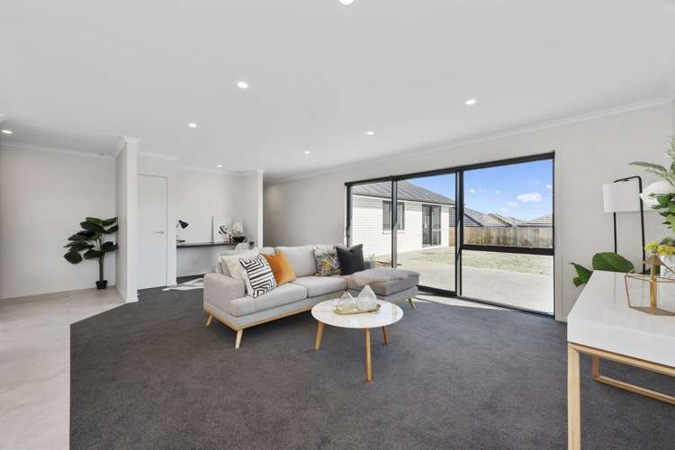 34 Maanihi Drive Rototuna North_6