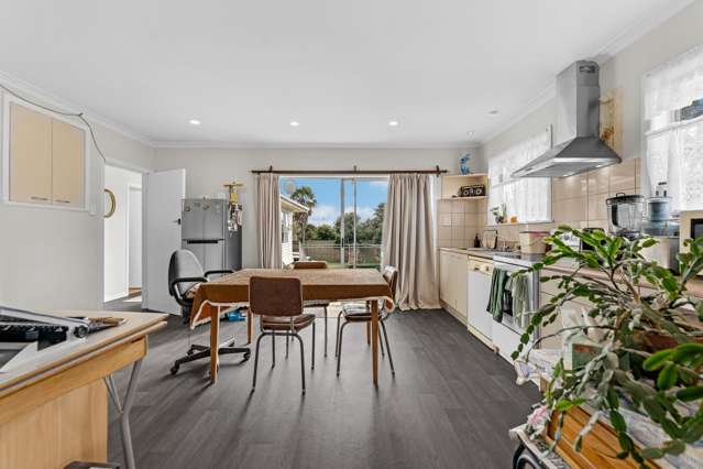 13 Lawrie Avenue Pukekohe_2