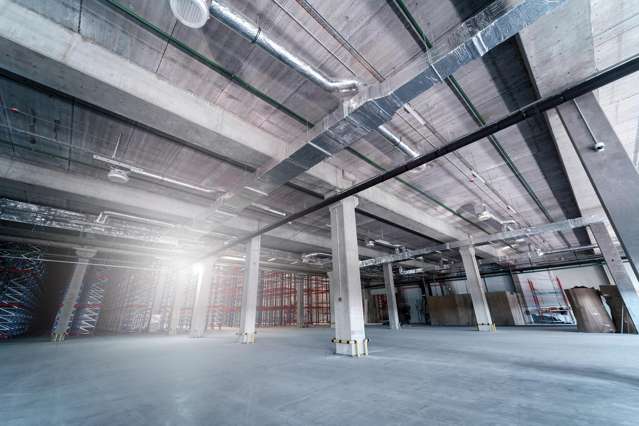 Industrial sector trucking on: Bayleys