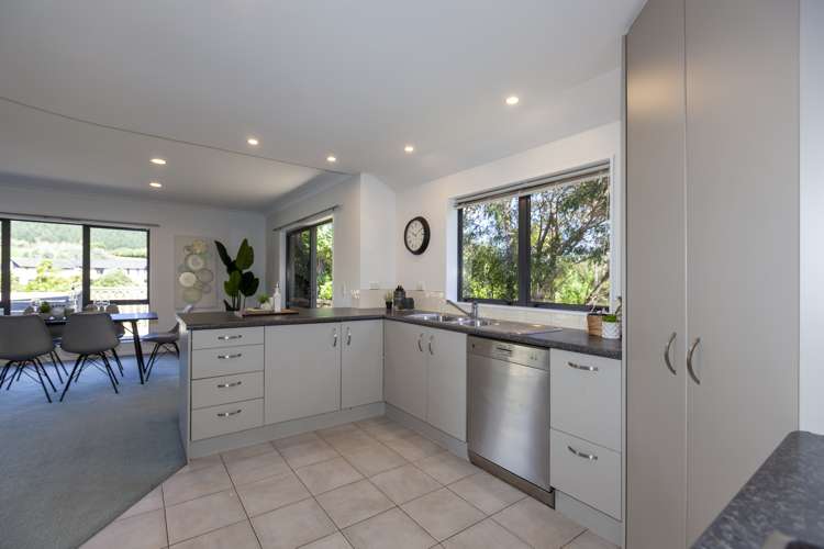 6 Cascade Way Paraparaumu_10