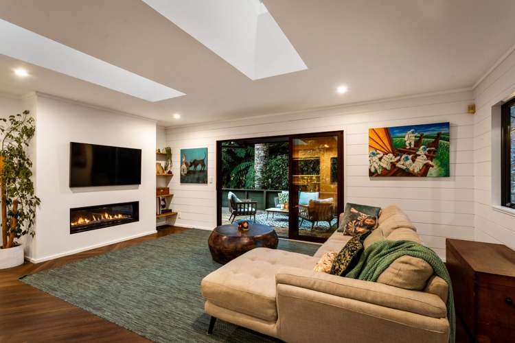 203 Scenic Drive Titirangi_6