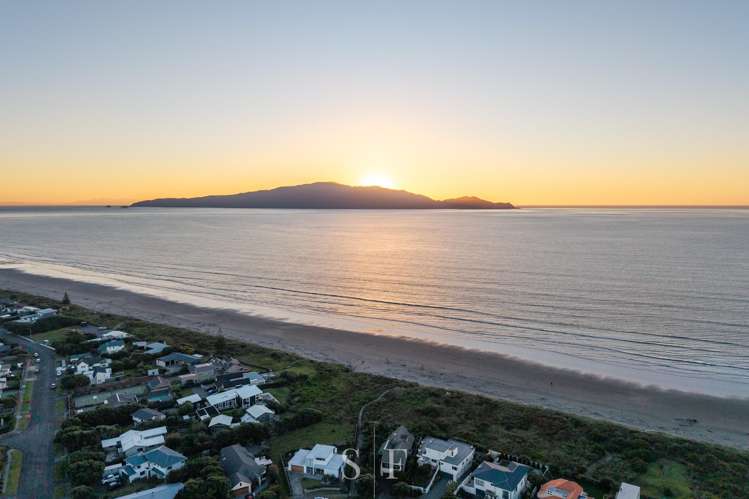  155 Field Way Waikanae Beach_29