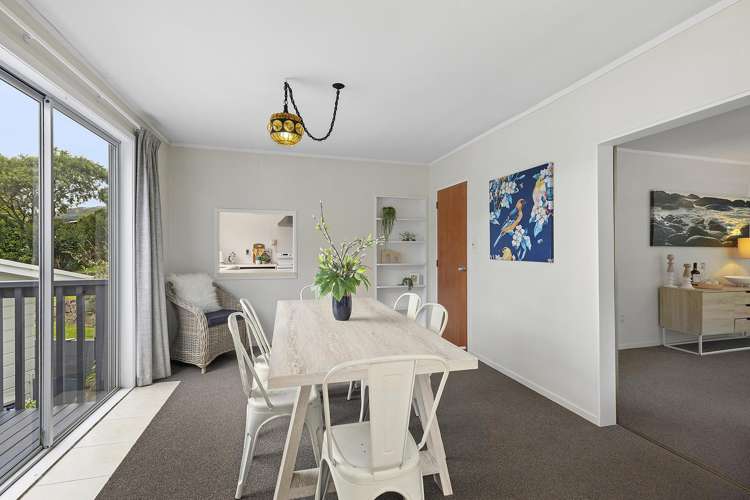 15 Fyvie Avenue Tawa_9