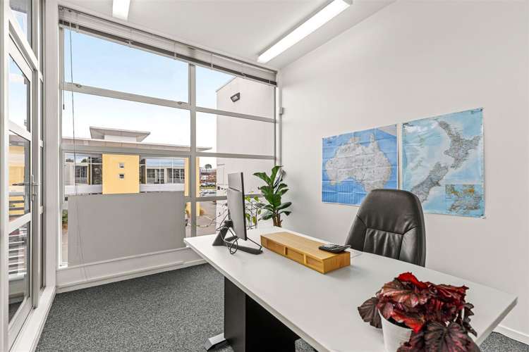 27C Sir William Pickering Drive Burnside_5