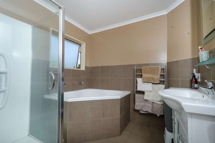 114f Colwill Road Massey_10