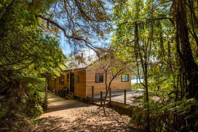 672 Moetapu Bay Road Anakiwa and Surrounds_26