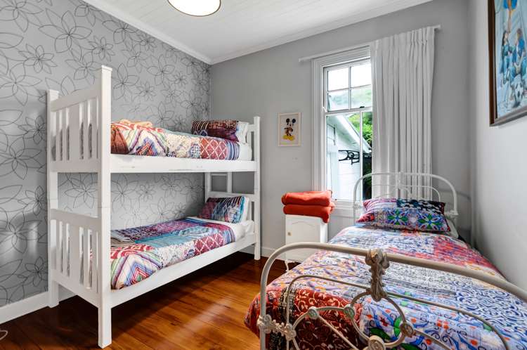 3 Gribbin Street Awakino_19