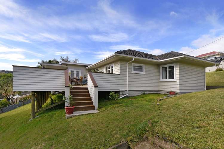 240 Saint Vincent Street Toi Toi_0