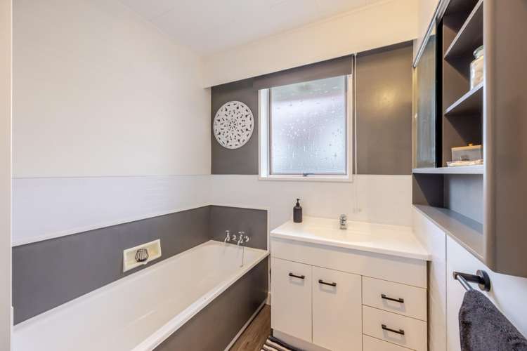 2/306 Southland Road Hastings_7