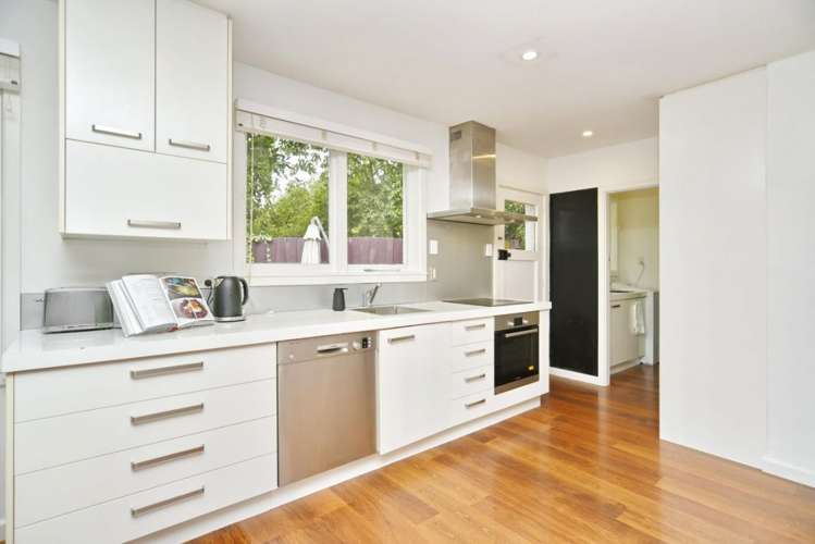 156 Condell Avenue Papanui_6