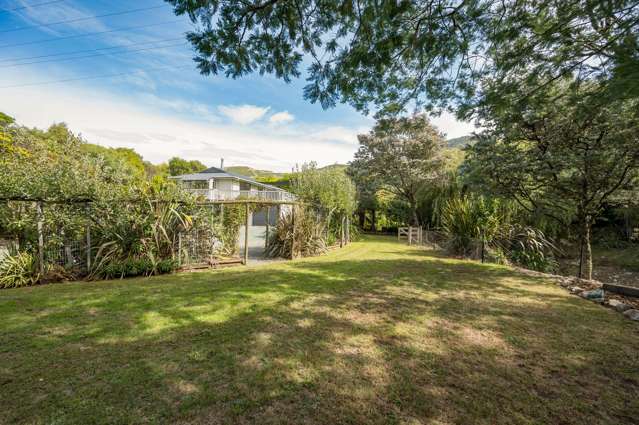 169 Cable Bay Road Hira_1