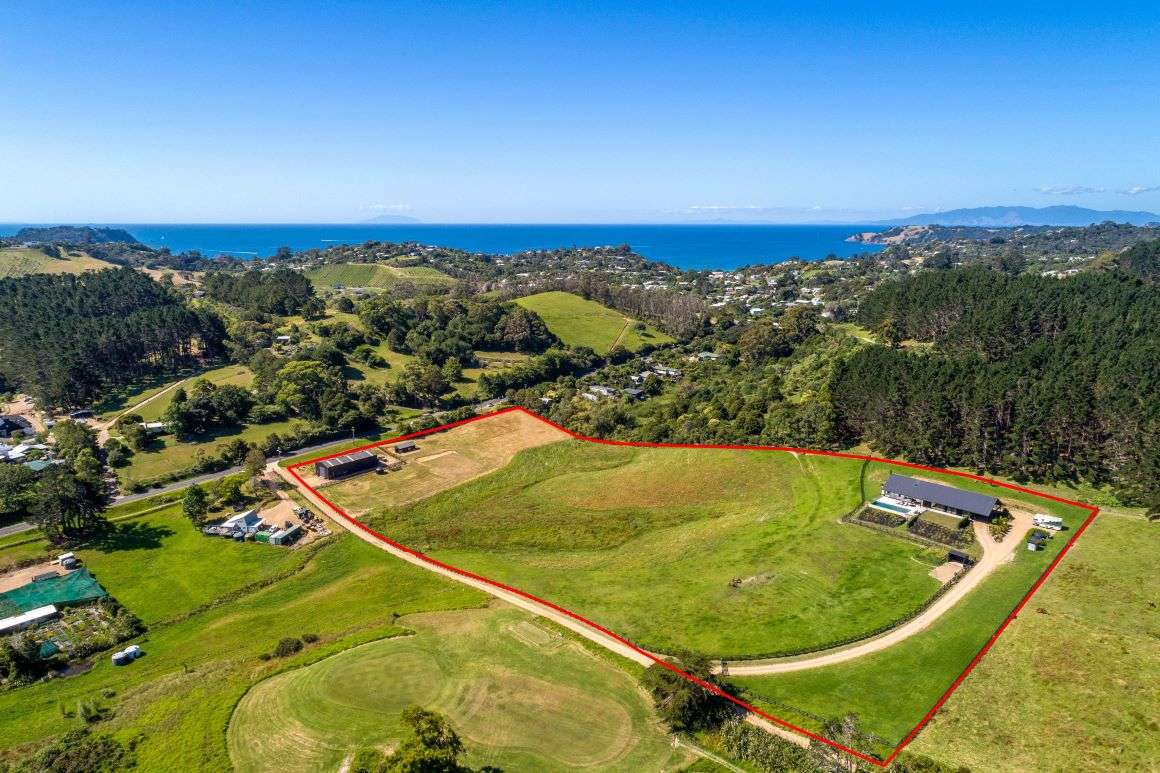 117A Onetangi Road in Onetangi, Waiheke Island