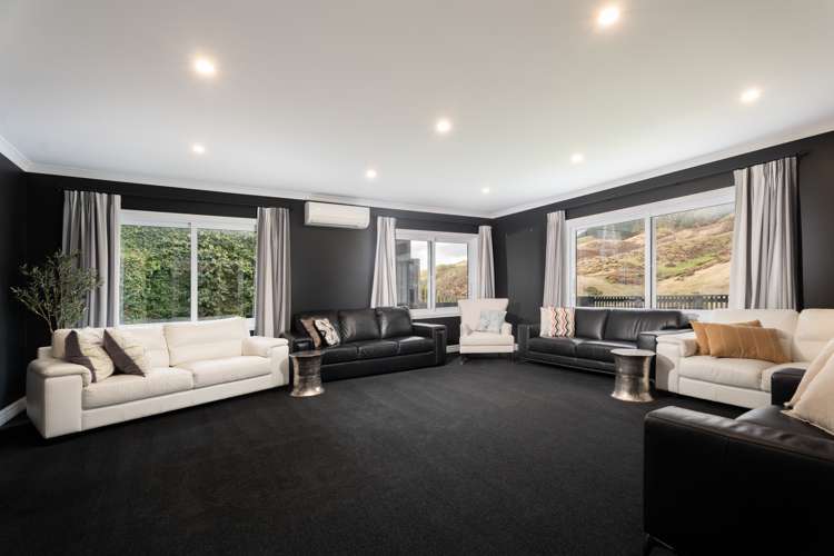 100 Melksham Drive Churton Park_12