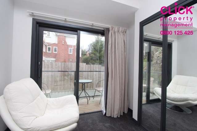 2027 High End Central Studio Room