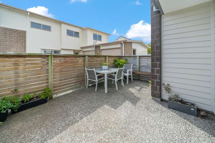 26 Latimer Way Petone_23