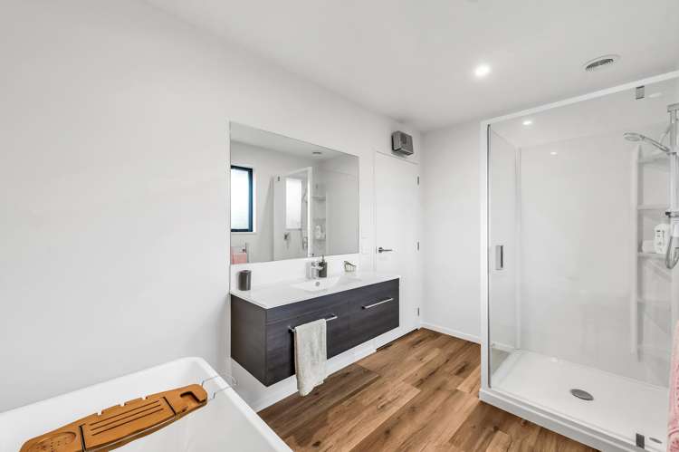 9 Collisson Street Leeston_18